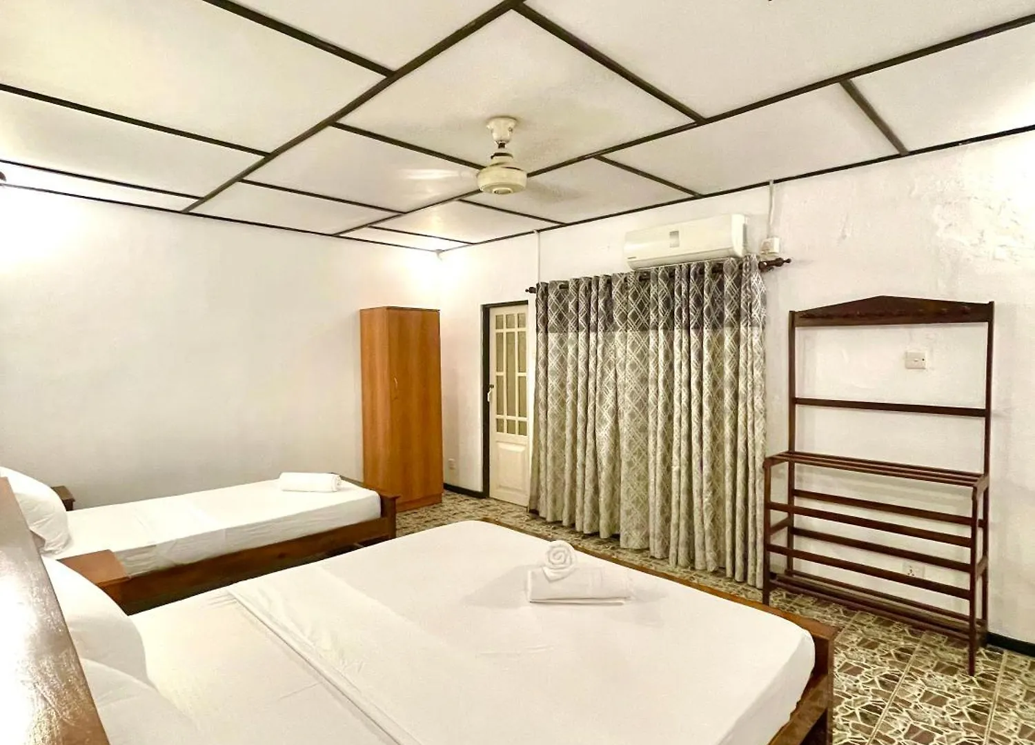 Bed & Breakfast Dewceylon Villa Negombo Sri Lanka