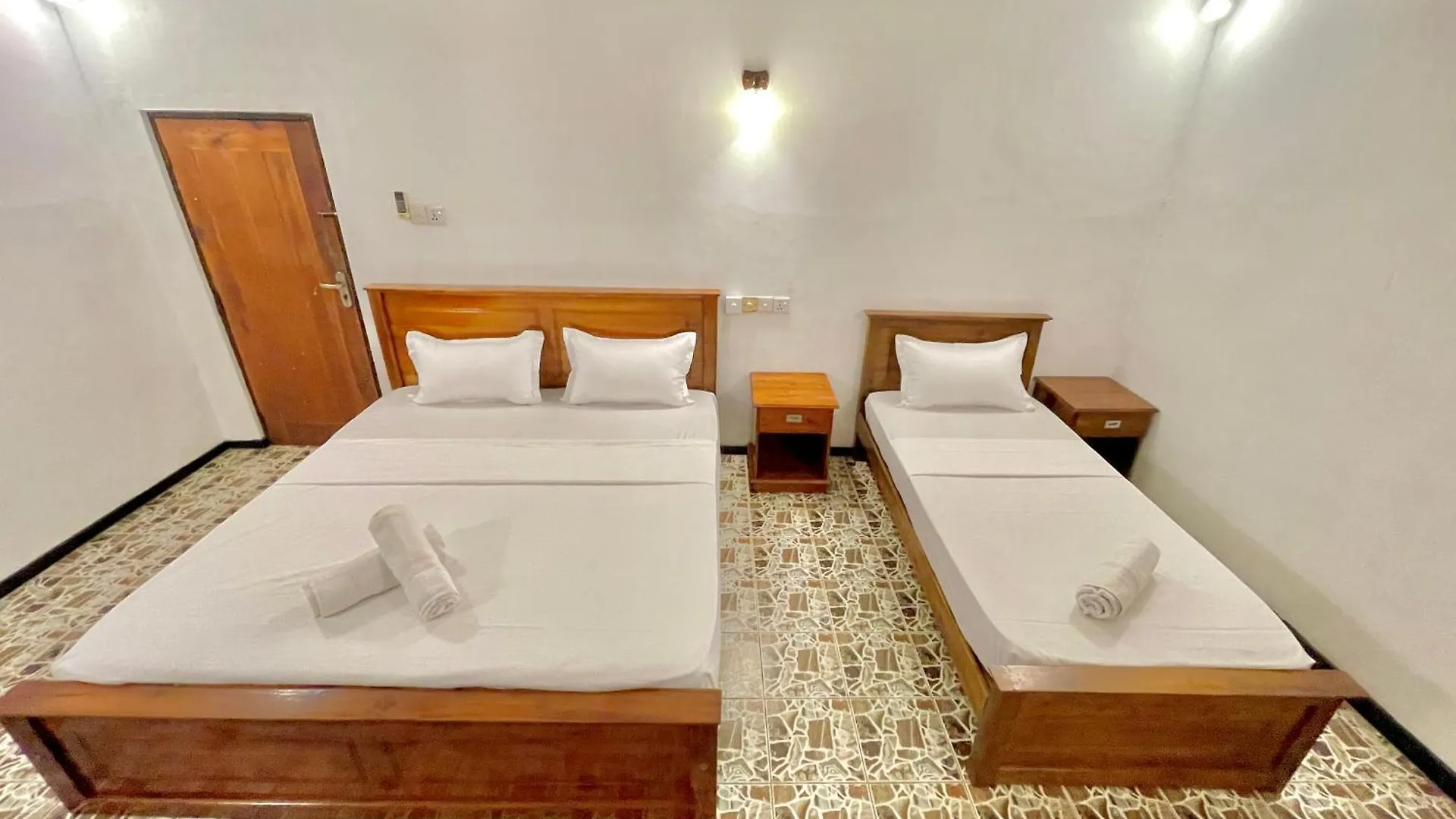 Dewceylon Villa Negombo